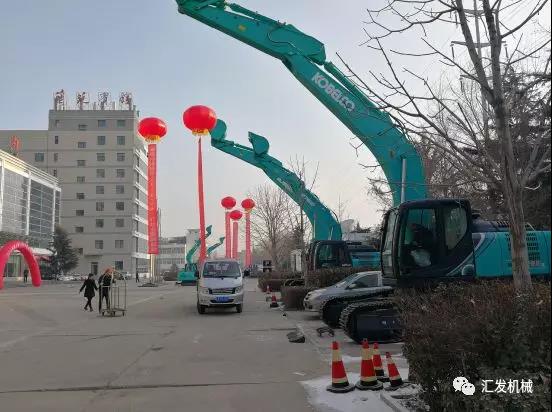 更換挖神鋼掘機(jī)的液壓油時(shí)應(yīng)注意哪些細(xì)節(jié)？