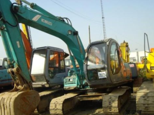 挖掘機陷車，你需要了解以下方法